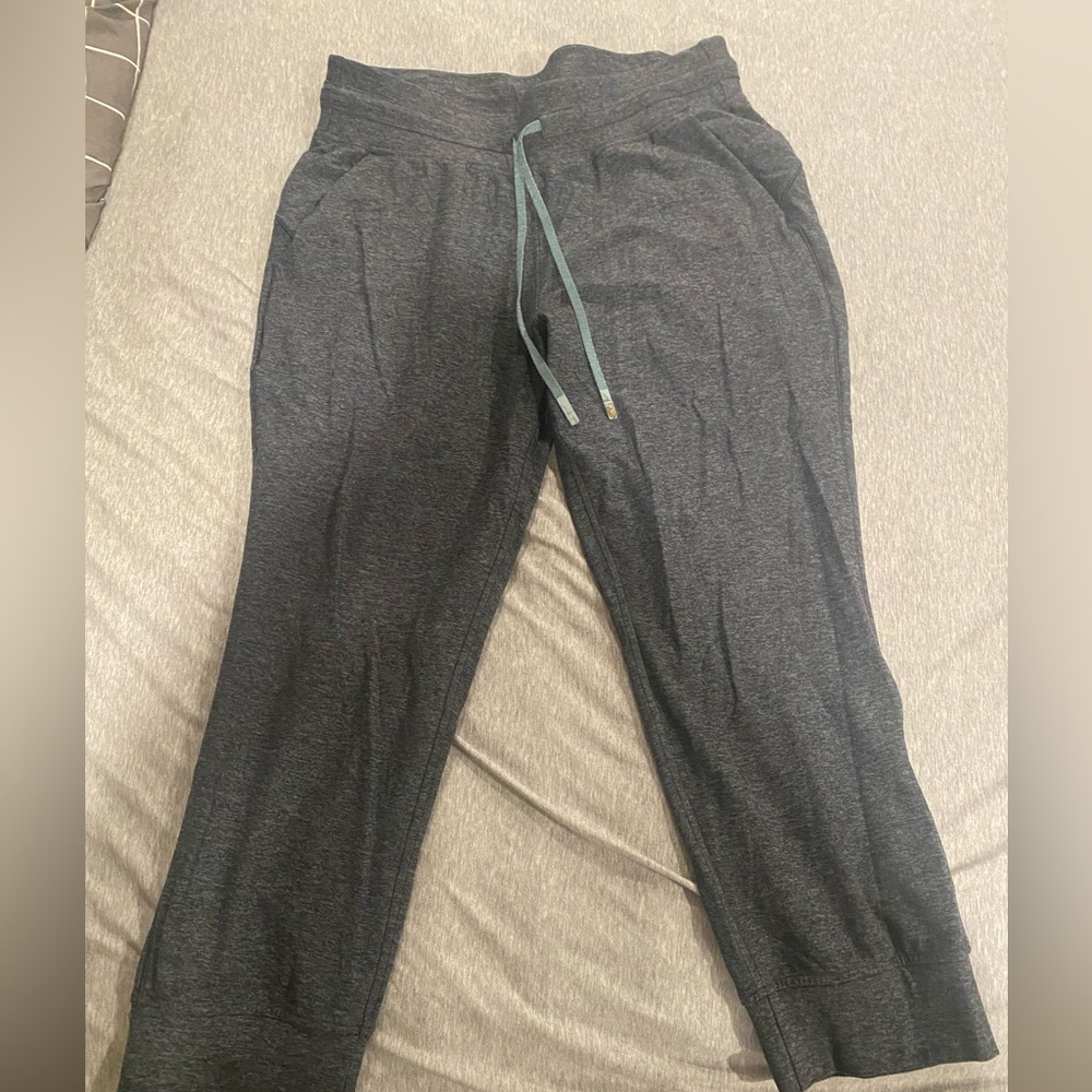 Lululemon joggers